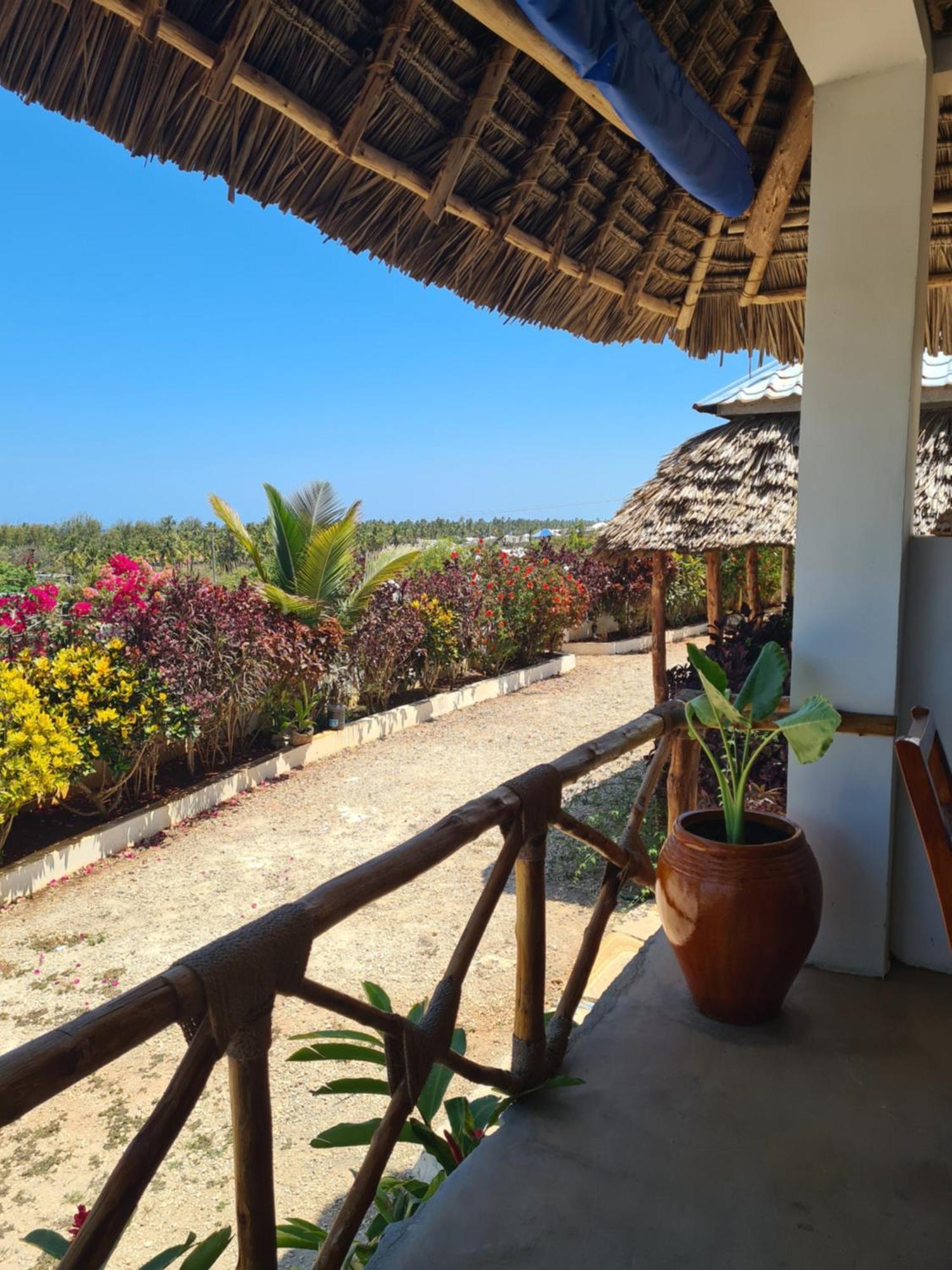 Blue Moon Villa Pwani Mchangani Eksteriør billede